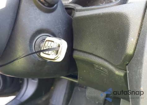 2016 Honda Civic Lx z USA, uszkodzony, nr VIN 19XFC2F5XGE237497